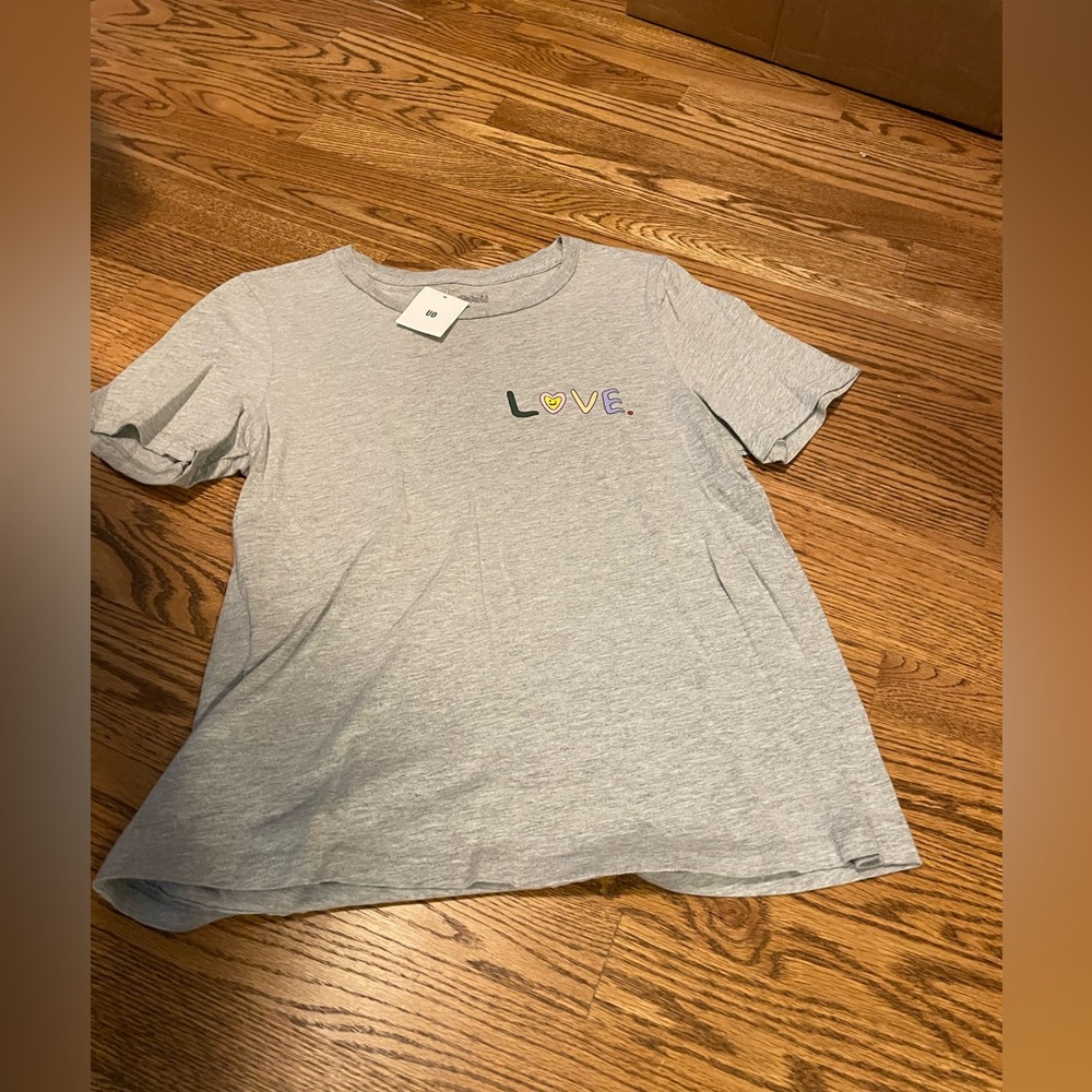 NWT Urban Outfitters Love Tshirt Sz Med - Picture 5 of 5